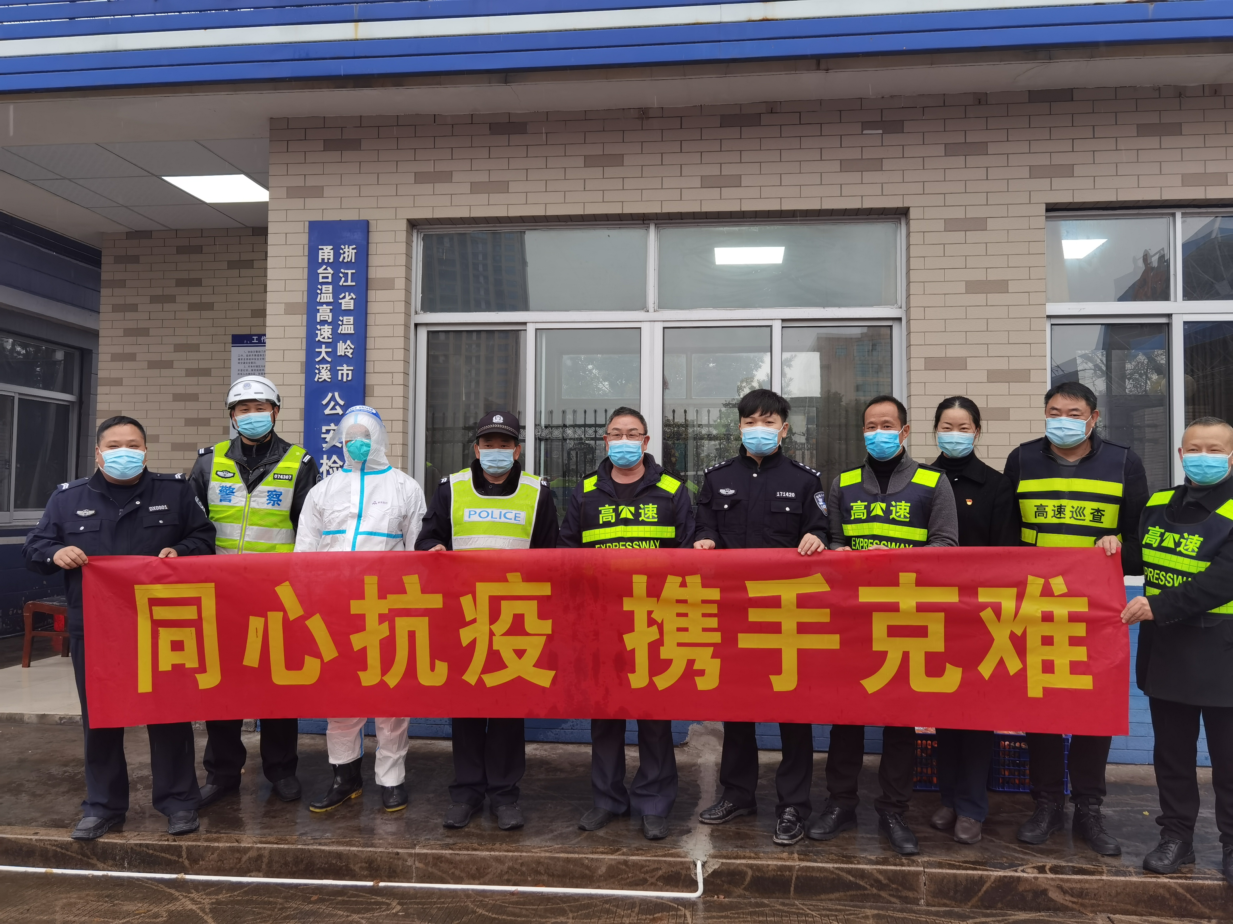 1640071537812706.jpg 23d0ec55d79561c4a81bd2cadccf94c.jpg