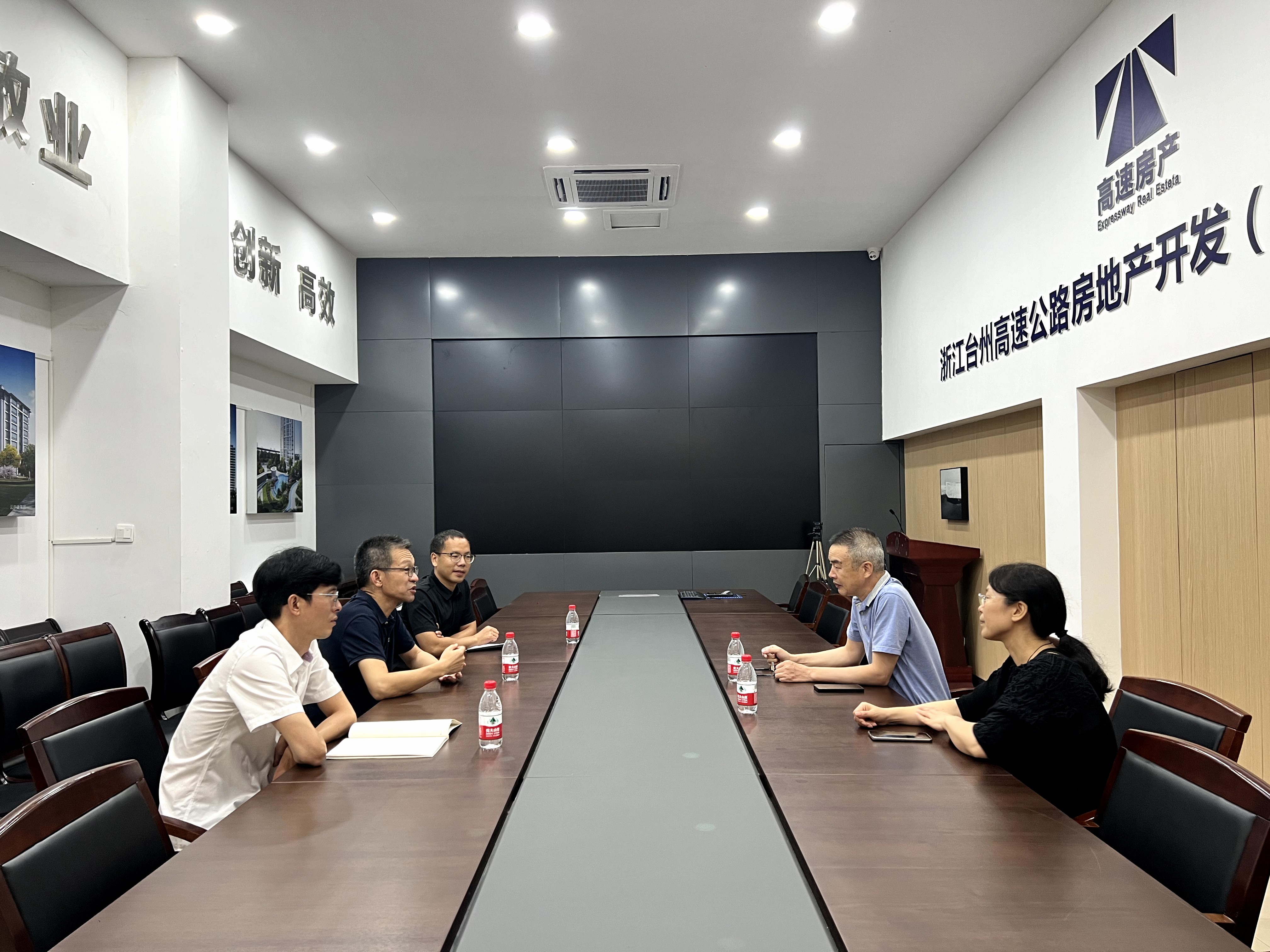 1727164404520067.jpg 座談會照片2.jpg