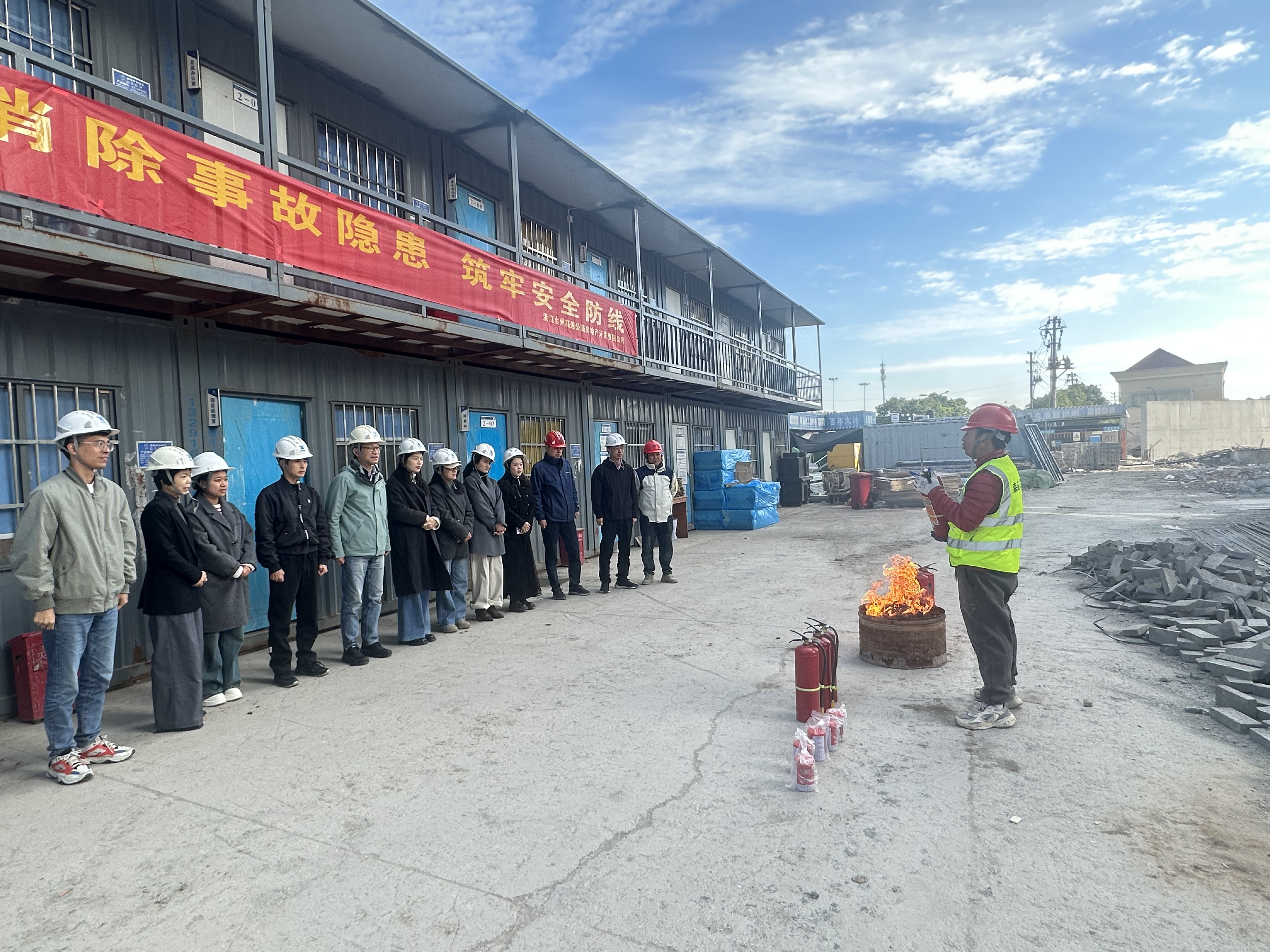 1763712742346935.jpg f1d8c2845a0fe8e96855ef58c8909ca2.jpg