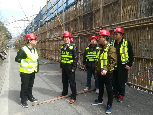 1 3.8江總現(xiàn)場指導工作_副本_副本.jpg